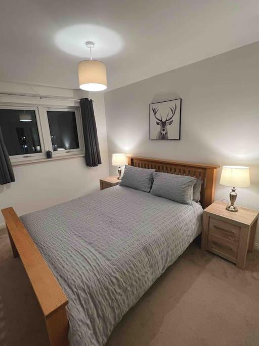 Modern 2 Bedroom Flat Near Glasgow City Centre ภายนอก รูปภาพ